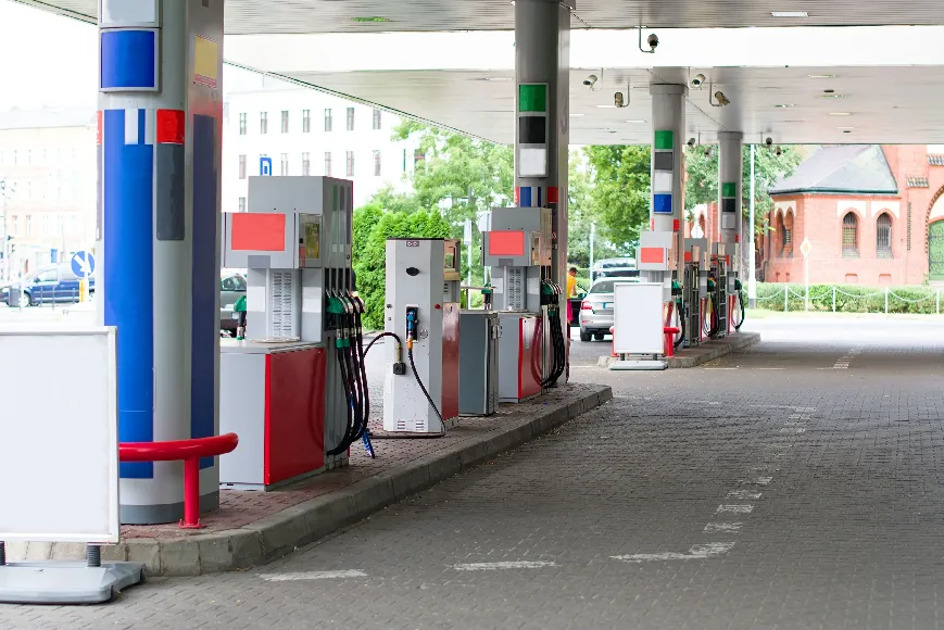Gasolina abaixo de R$ 6 e etanol a partir de R$ 3,65: veja onde abastecer mais barato em Sete Lagoas